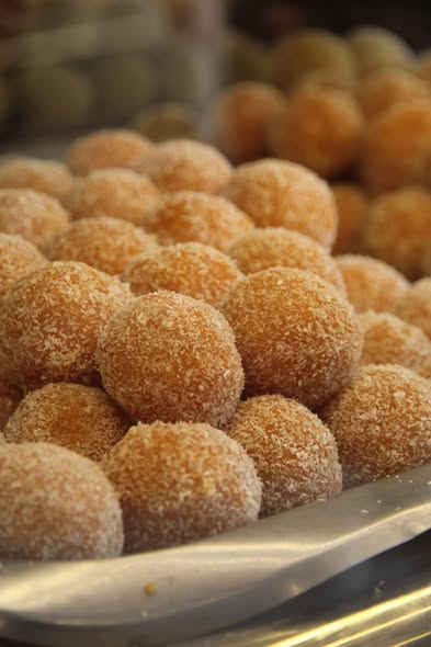 Laddu (Per Kg)